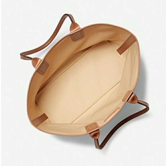 🆕 Michael Kors Tote - Picture 3 of 7